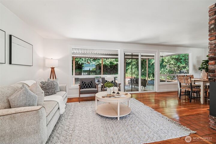 Property Photo:  17841  4th Avenue NW  WA 98177 