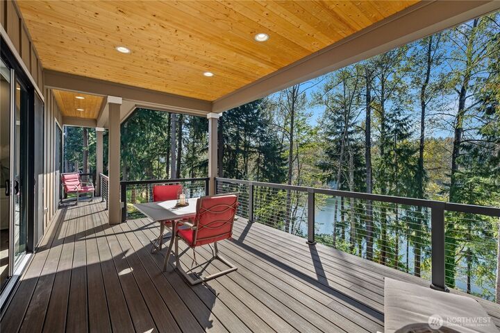 Property Photo: 4804 W Tapps Drive E WA 98391