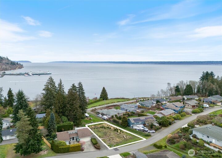 Property Photo:  24700  Taree Boulevard NE  WA 98346 