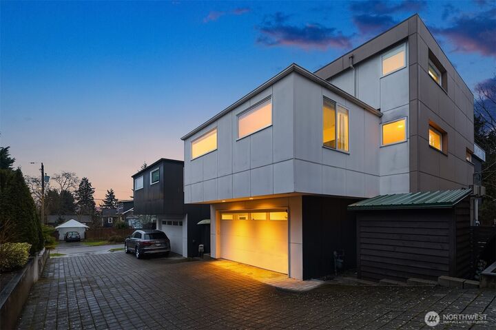 Property Photo: 7002 23rd Avenue NW WA 98117