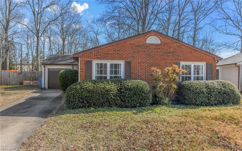 Property Photo:  917 Sugar Tree Ct  VA 23320 