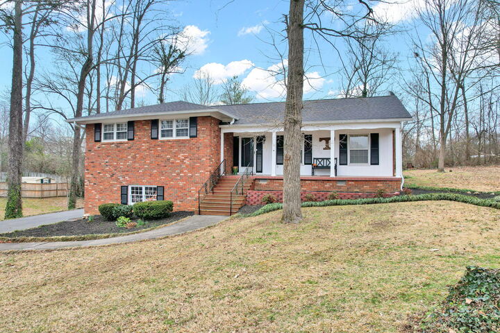 Property Photo: 2112 Oakland Drive NW TN 37311
