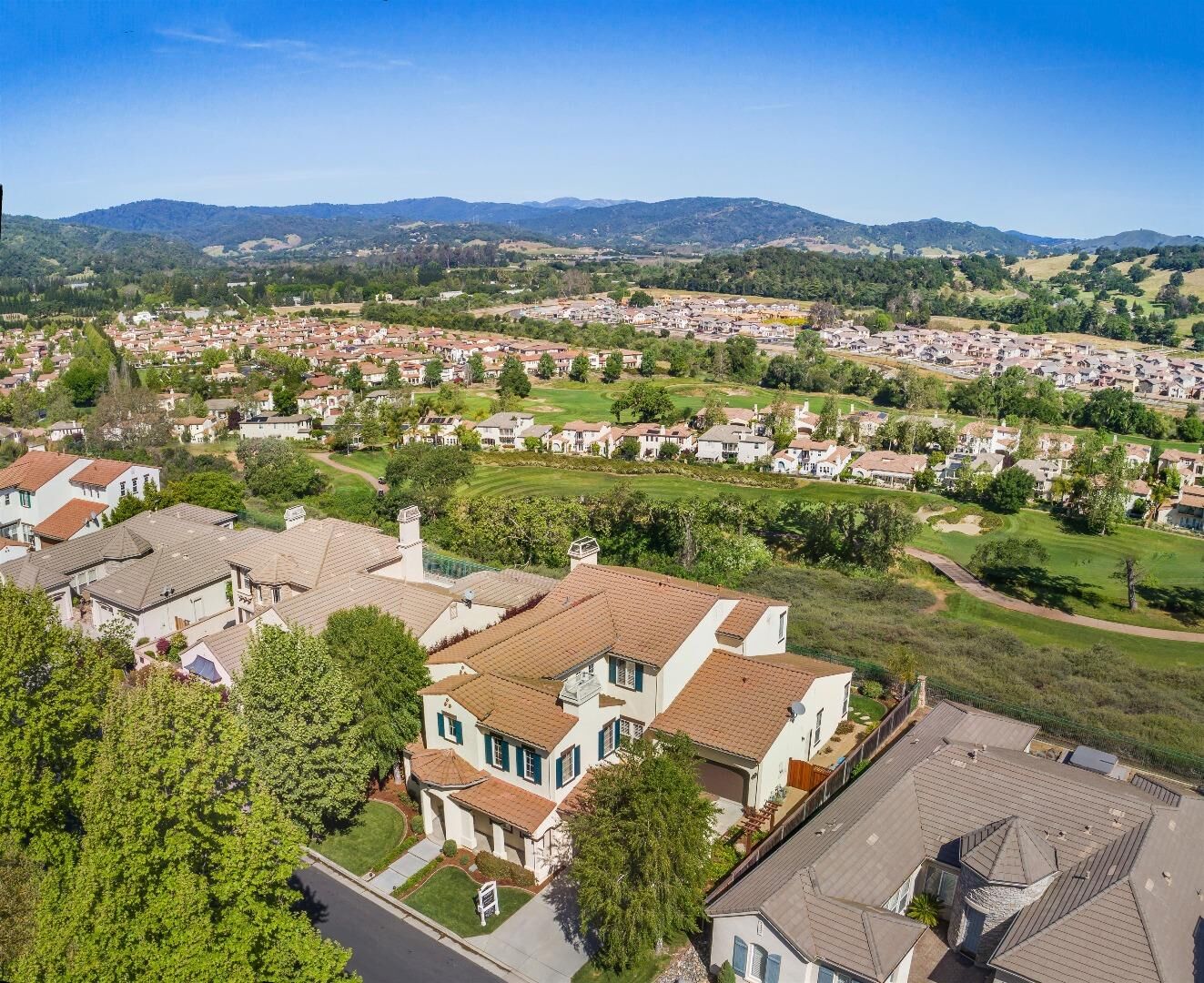 Property Photo:  2490 Muirfield Way  CA 95020 