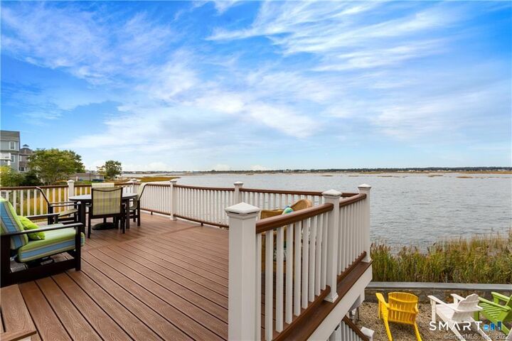 Property Photo:  50 Milford Point Road  CT 06460 