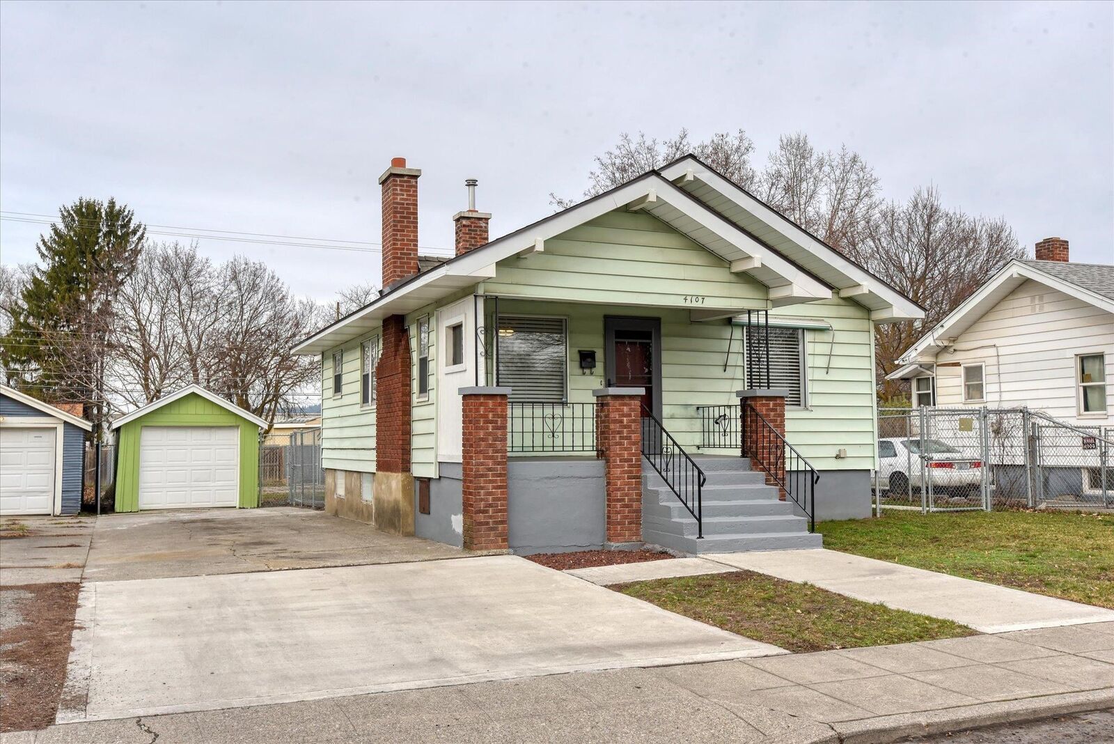 Property Photo:  4107 E 2nd Ave  WA 99202 