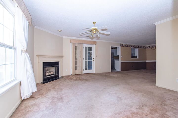 Property Photo:  32 Arbours West Ln Lane  SC 29369 