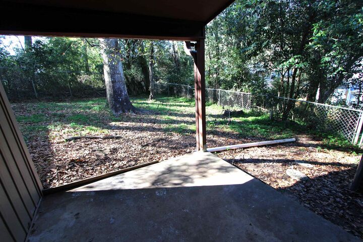 Property Photo: 1530-B Pullen Road B FL 32303