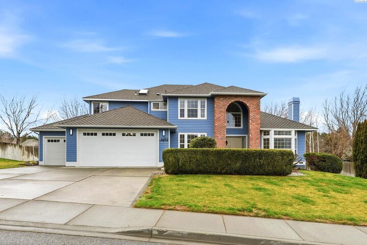 Property Photo: 4202 S Irby Loop WA 99337