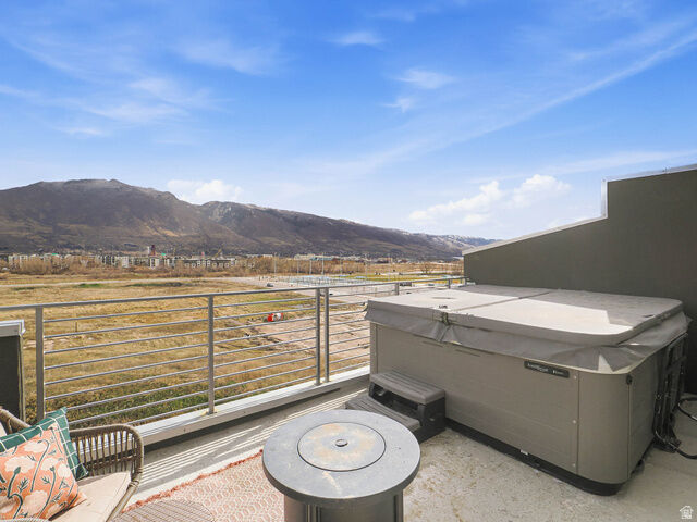 Property Photo:  571 N 1400 W  UT 84025 