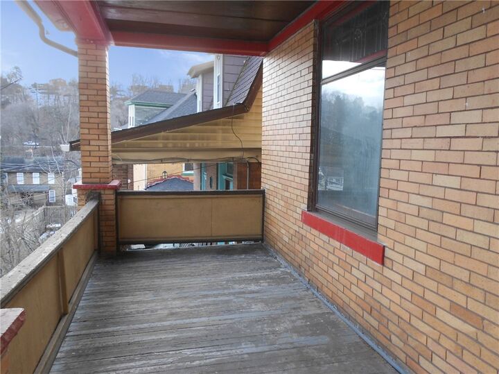 Property Photo: 938 Saint Anne St PA 15234