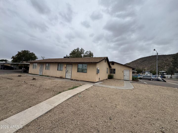 Property Photo:  1702 W Shangri La Road  AZ 85029 