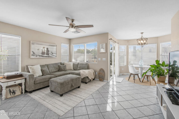 Property Photo:  2001 S Bahama Drive  AZ 85295 