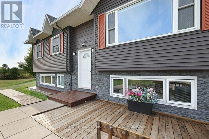 Property Photo:  1181 Holbrook Road  ON K7A 4S7 