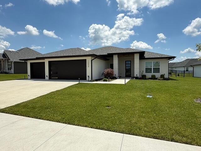 Property Photo:  1009 Spyglass Ct  MO 65201 