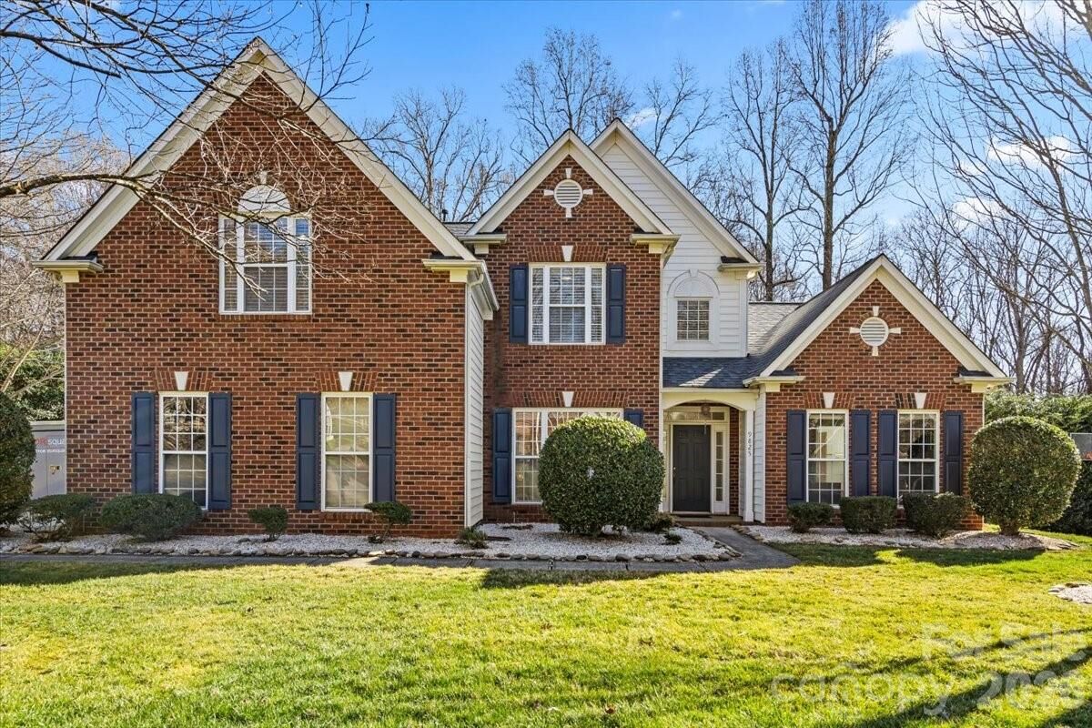 Property Photo: 9825 Zackery Avenue NC 28277