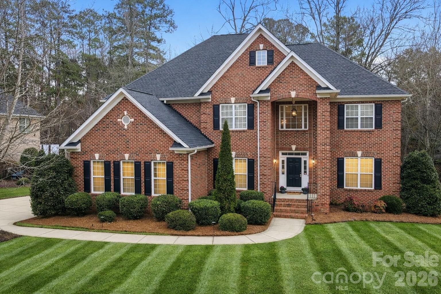 Property Photo:  905 Patricians Lane  NC 28110 