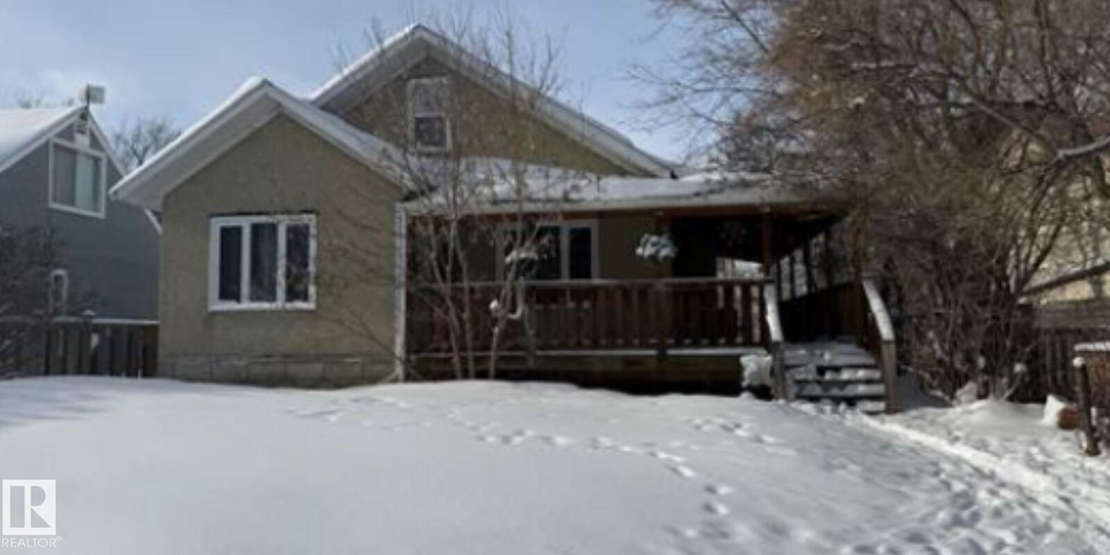 Property Photo: 4907 42 Street AB T9S 1P7
