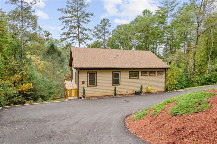 Property Photo:  292 Silver Fox Trail  GA 30513 