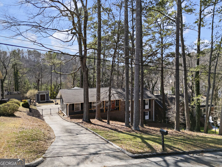 Property Photo: 20 Riverview Road SE GA 30161