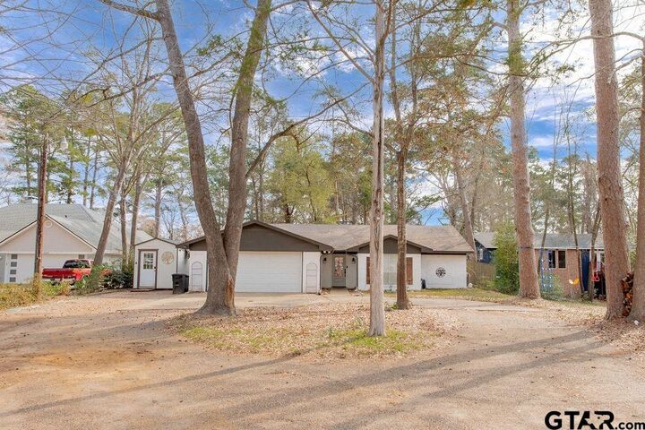 Property Photo:  1339 Bridle Path Lane  TX 75771 