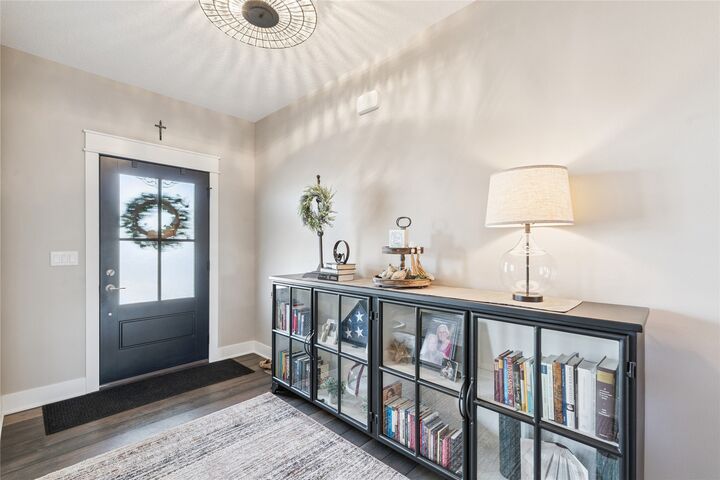 Property Photo:  2319 SW 22nd Street  IA 50023 