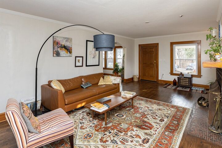 Property Photo: 1916 34th Street IA 50310