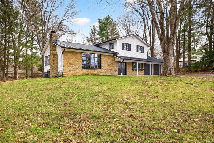 Property Photo:  633 S Ravencrest Avenue  IN 47401 