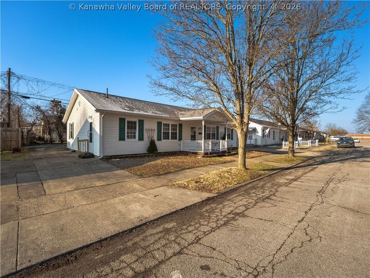 Property Photo:  2641 Roosevelt Avenue  WV 25177 