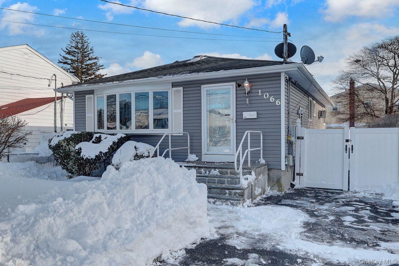 Property Photo: 1066 America Avenue NY 11704