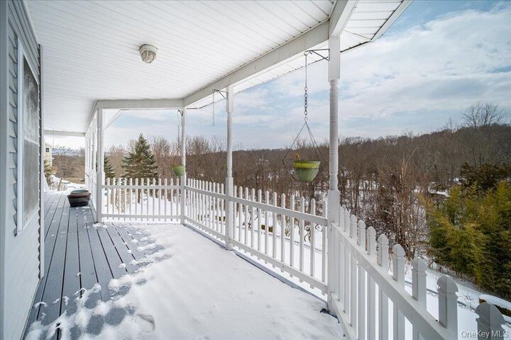 Property Photo:  2 Melissa Lane  NY 10992 