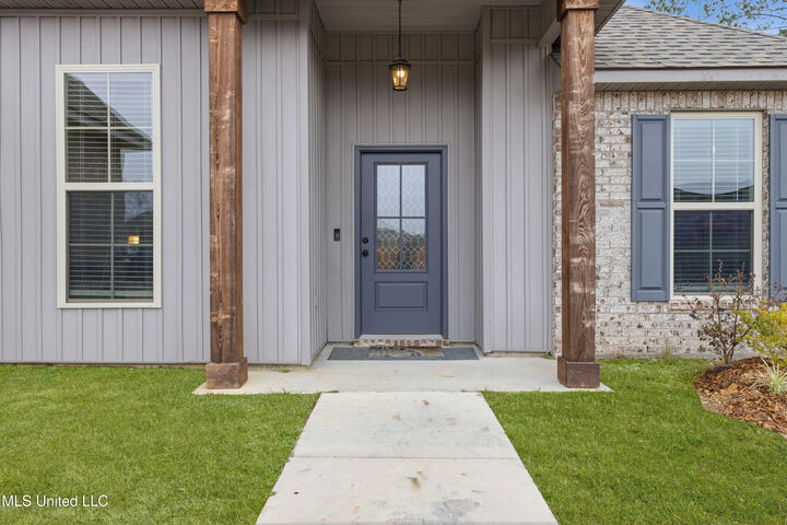 Property Photo: 11460 Memphis Circle MS 39564