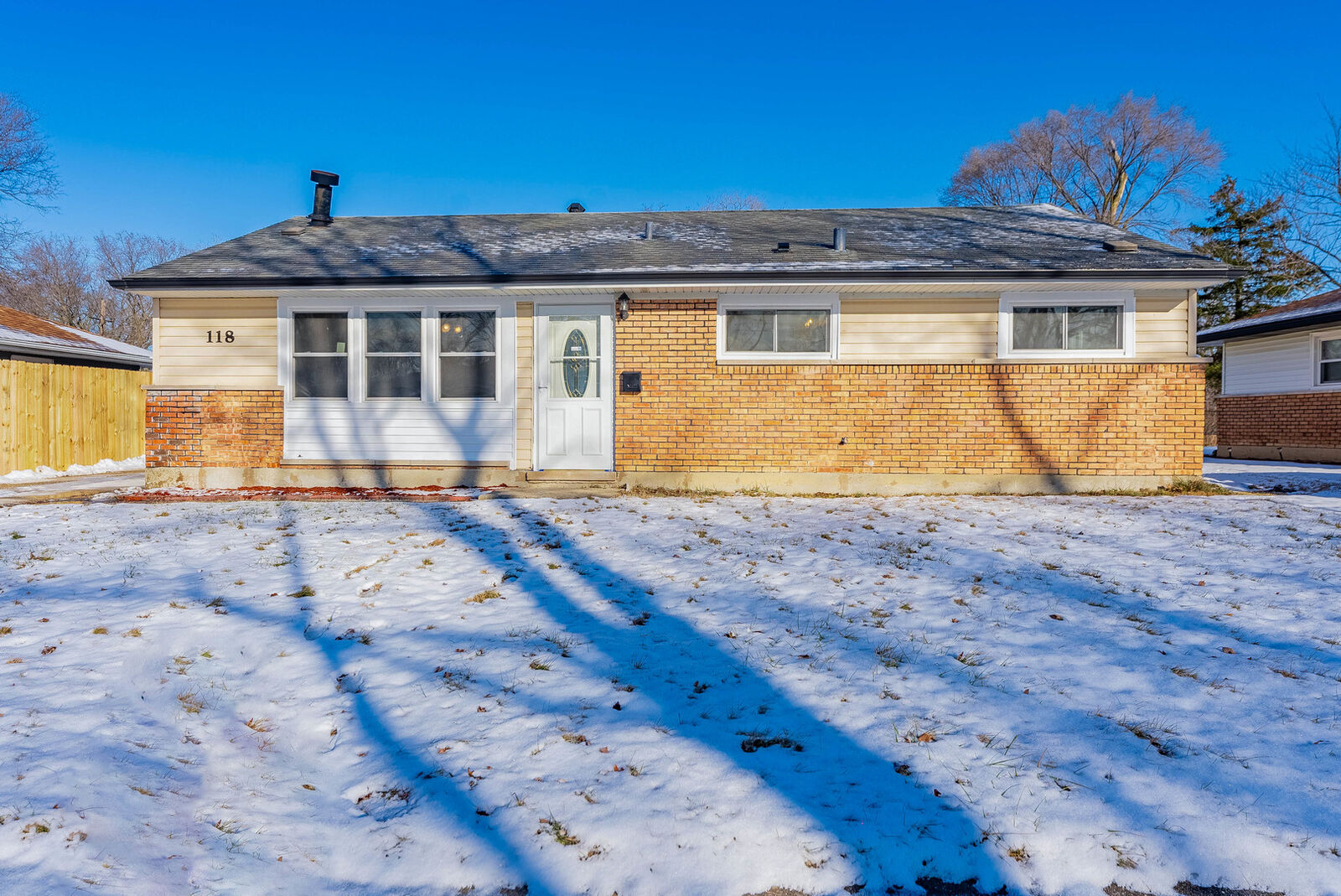 Property Photo:  118 Well Street  IL 60466 