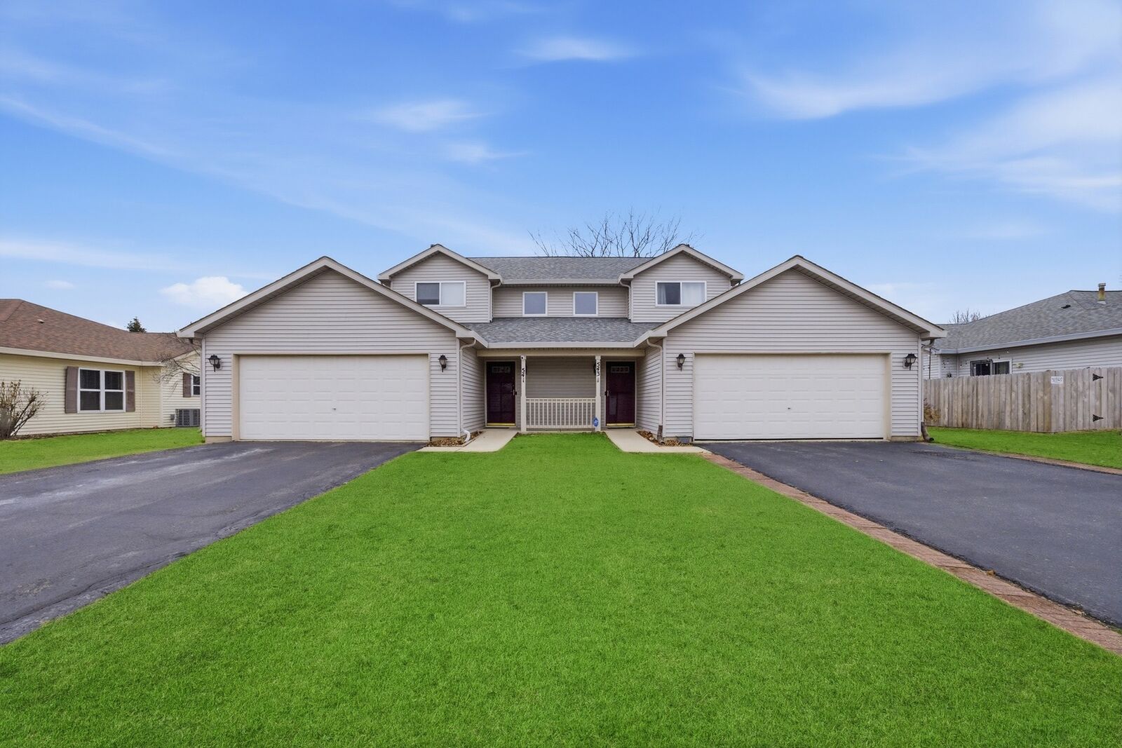 Property Photo: 541 Heritage Drive IL 60543