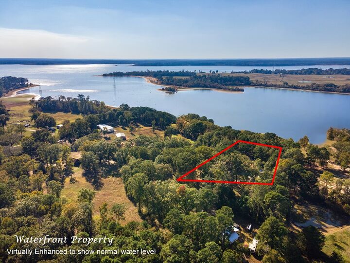 Property Photo:  924 Unit #2 Cr 471  TX 75944 