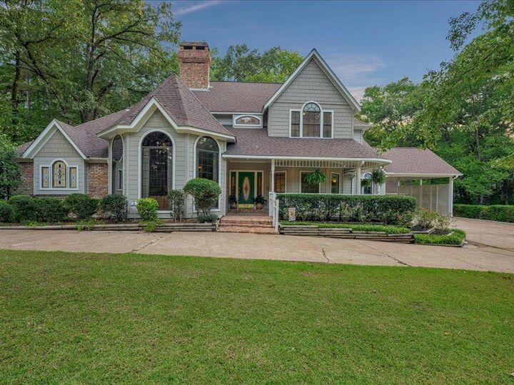 Property Photo:  203 Carriage Drive  TX 75904 