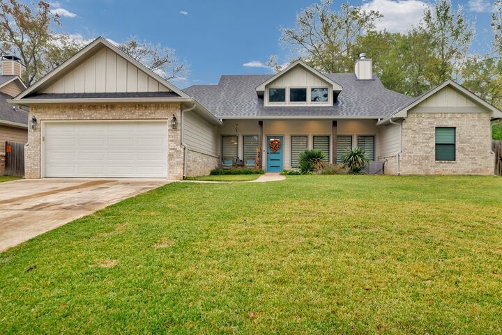 Property Photo: 1204 Parkman Street TX 75901