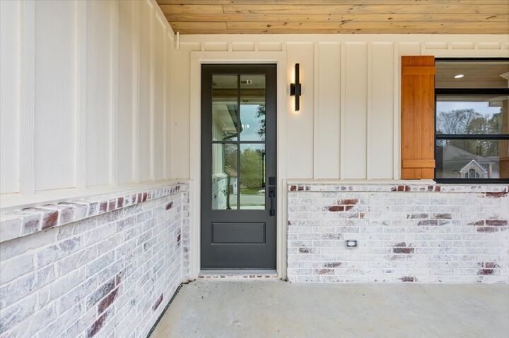 Property Photo:  911 Augusta Drive  TX 75901 