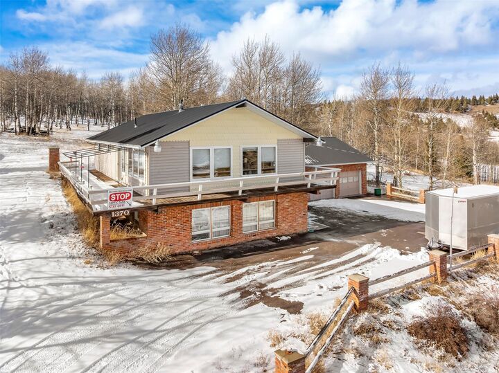 Property Photo:  1370 Sunnyside Road  MT 59711 