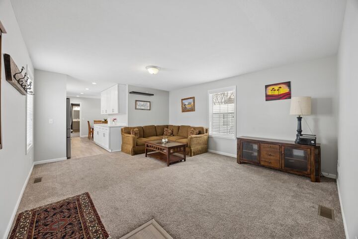 Property Photo:  950 Cessna Drive  MN 55112 
