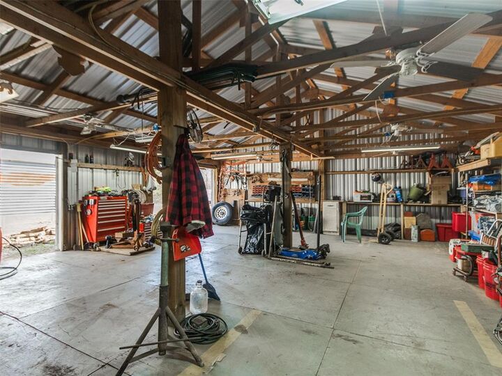 Property Photo: 331807 E Parkwood Drive OK 74881