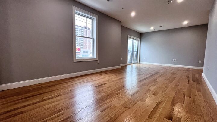 Property Photo:  585 Washington St 202  MA 02169 