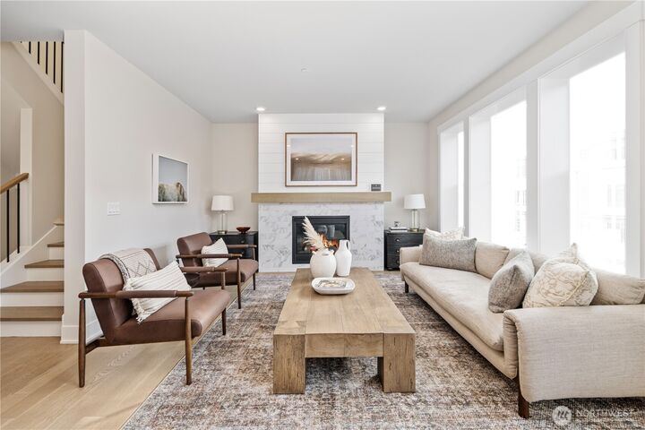 Property Photo:  14320  148th Place NE 27  WA 98072 