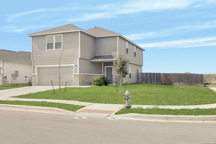 Property Photo:  2532 Marty Way  TX 78155 