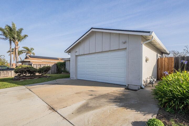 Property Photo:  18594 Northridge Drive  CA 93906 