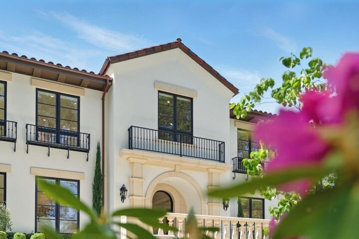 Property Photo:  830 Bromfield Road  CA 94402 