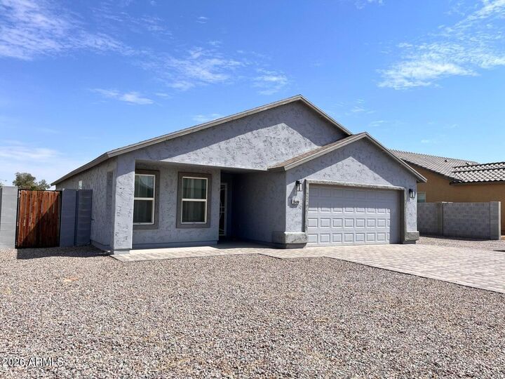 Property Photo: 10490 W Mazatlan Drive AZ 85123