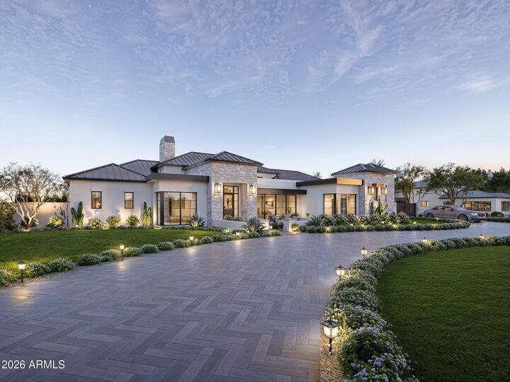 Property Photo: 10401 E Charter Oak Drive AZ 85259