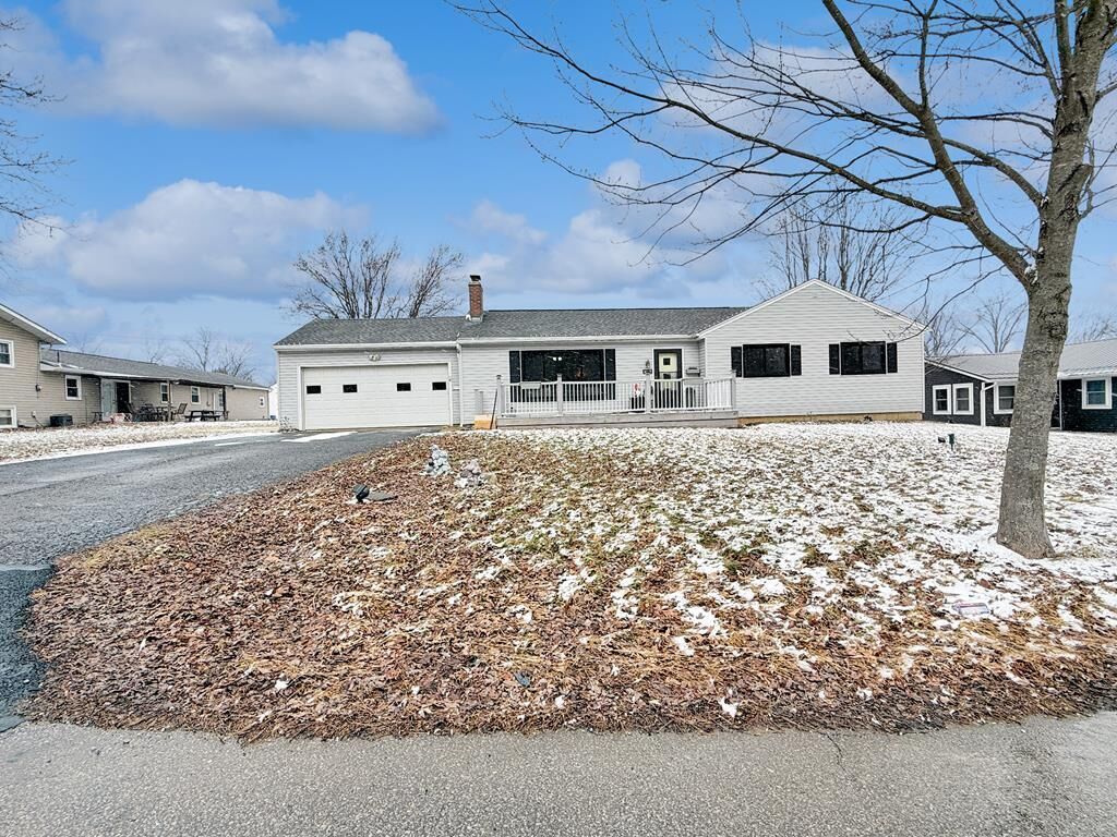 Property Photo:  1110 Southview Dr  OH 44805 