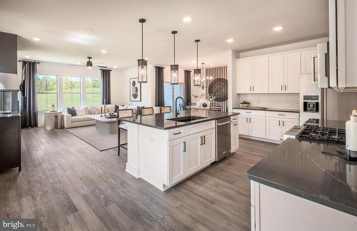 Property Photo:  429 Aspen Trail 10303  PA 19002 