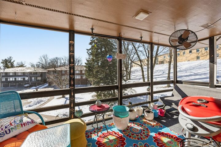 Property Photo:  1730 Pikes Peak Ct NE  IA 52402 